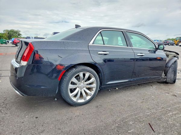 2018 CHRYSLER 300