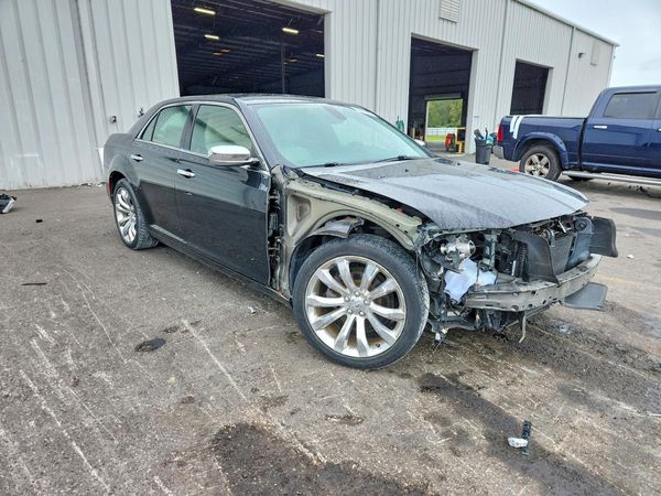 2018 CHRYSLER 300