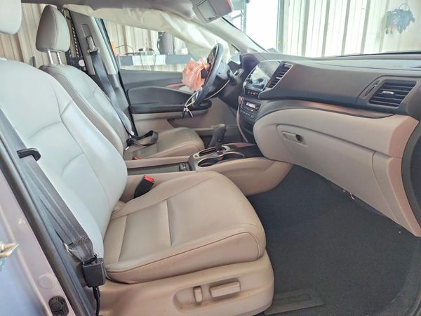 2019 HONDA PILOT EXL — DENT