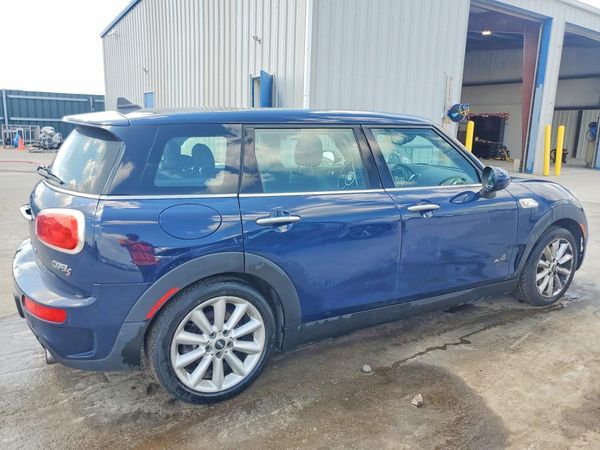 2017 MINI COOPER