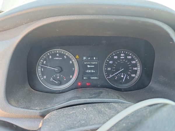 2016 HYUNDAI TUCSON