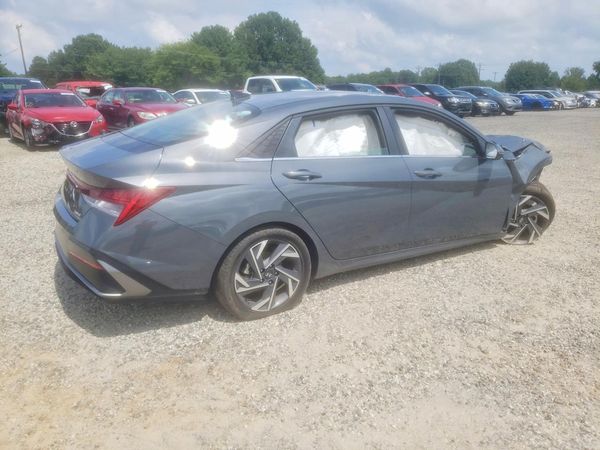 2025 HYUNDAI ELANTRA Limited — PSRA