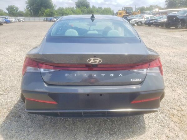 2025 HYUNDAI ELANTRA Limited — DIRR