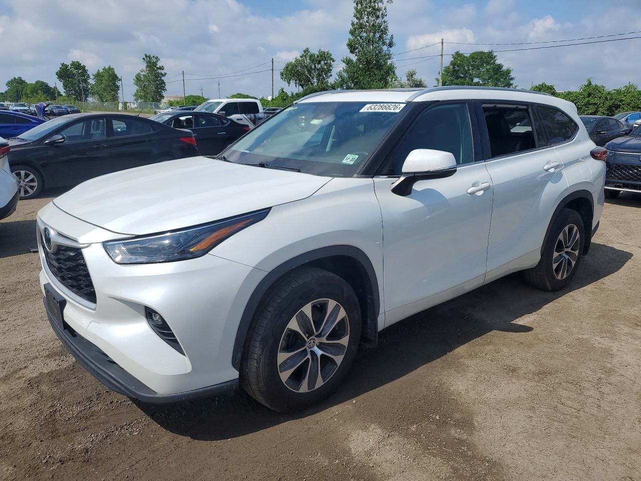 2022 TOYOTA HIGHLANDER