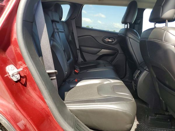 2019 JEEP CHEROKEE LATITUDE PLUS 4X4