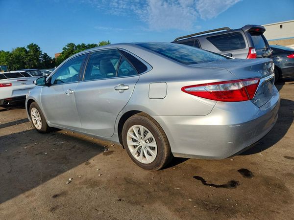 2016 TOYOTA CAMRY