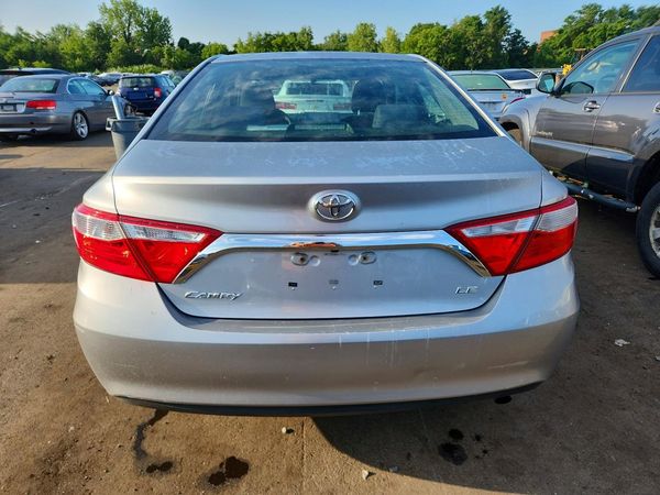 2016 TOYOTA CAMRY