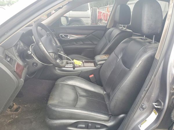 2016 INFINITI Q70