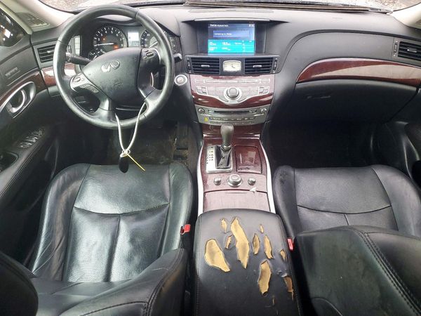 2016 INFINITI Q70