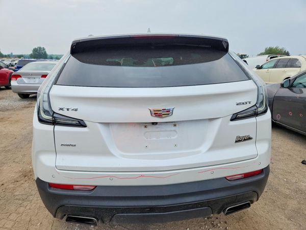 2019 CADILLAC XT4 Sport