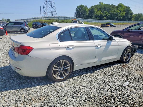 2018 BMW 330