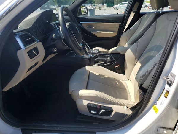 2018 BMW 330