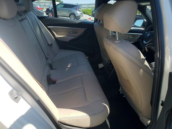 2018 BMW 330