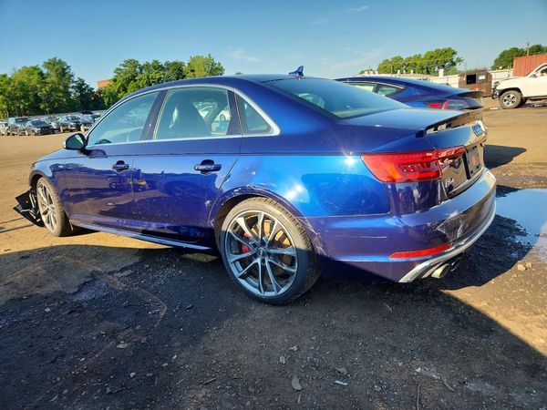 2018 AUDI S4