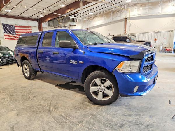 2015 RAM 1500 ST