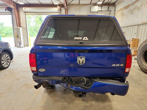 2015 RAM 1500 ST