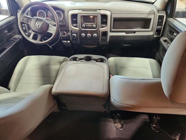 2015 RAM 1500 ST