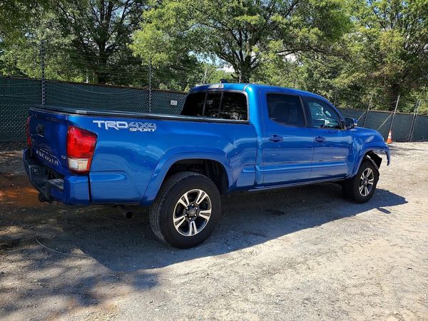 2016 TOYOTA TACOMA
