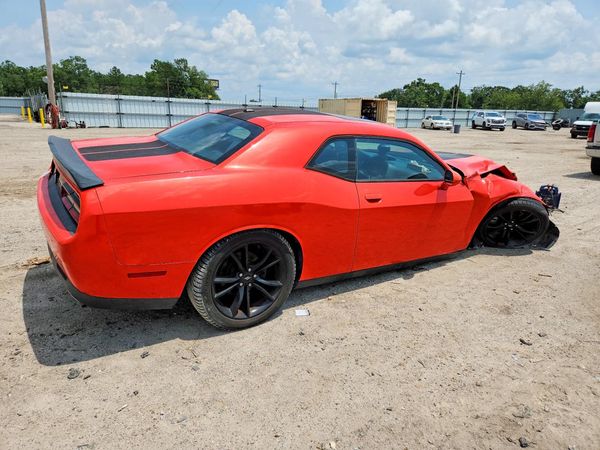 2017 DODGE CHALLENGER SXT