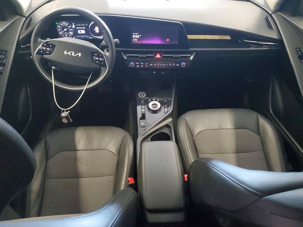 2024 KIA NIRO Wind
