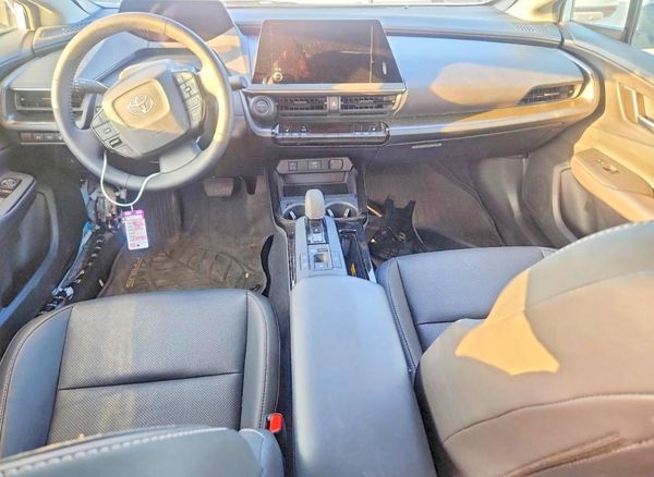 2025 TOYOTA PRIUS