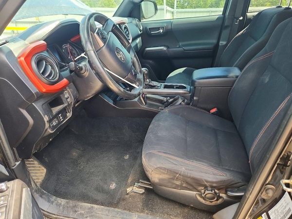 2016 TOYOTA TACOMA