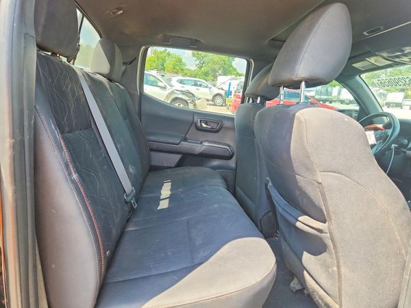 2016 TOYOTA TACOMA