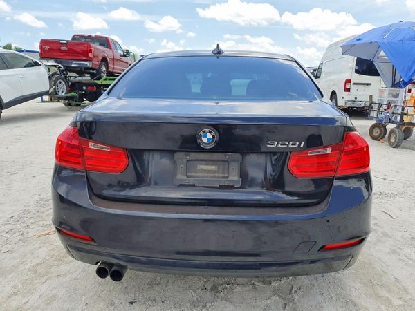 2015 BMW 328