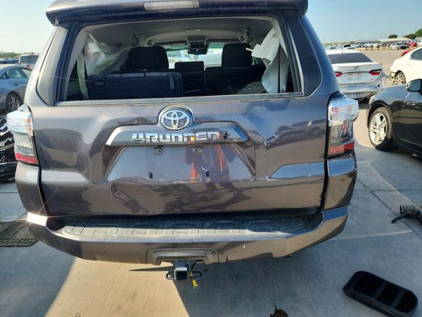 2023 TOYOTA 4RUNNER SRS