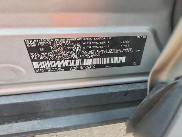 2019 TOYOTA RAV4 LE