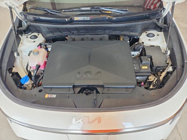 2024 KIA NIRO Wind