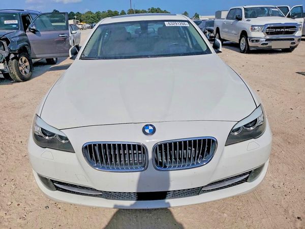 2013 BMW 528