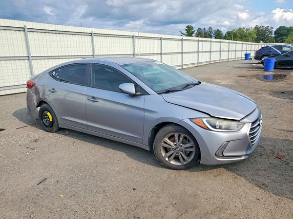 2017 HYUNDAI ELANTRA — Passenger 3/4