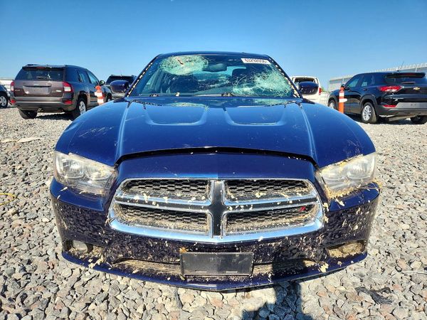 2013 DODGE CHARGER SXT