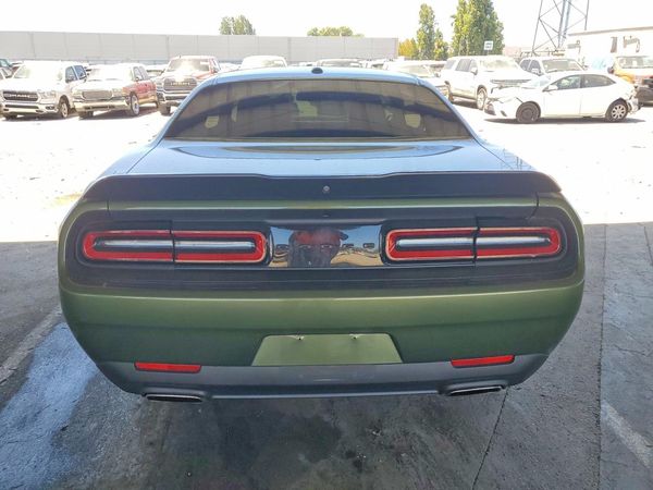 2021 DODGE CHALLENGER SXT