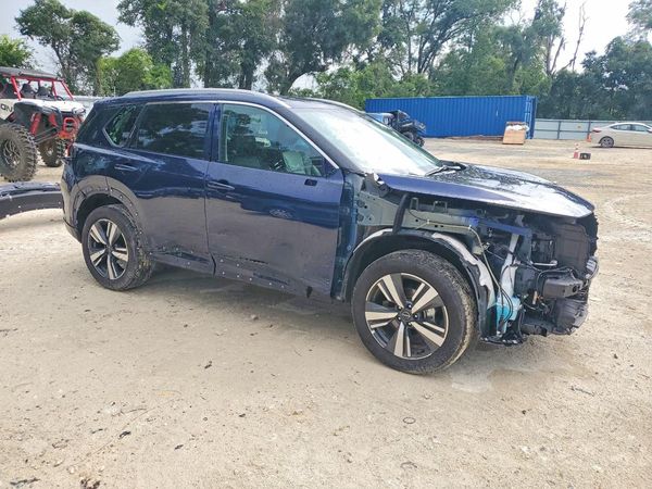 2026 NISSAN ROGUE SL — Passenger 3/4