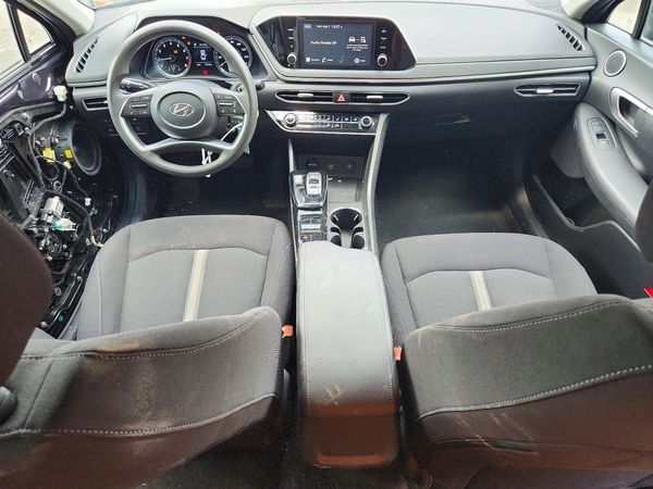 2023 HYUNDAI SONATA SE