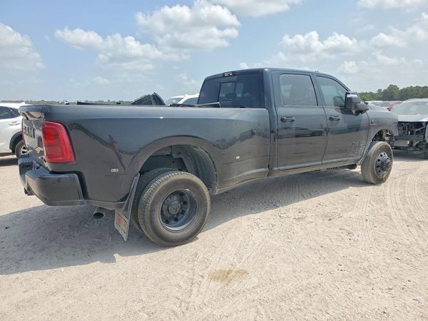 2026 RAM 3500 LARAMIE CREW CAB 4X4