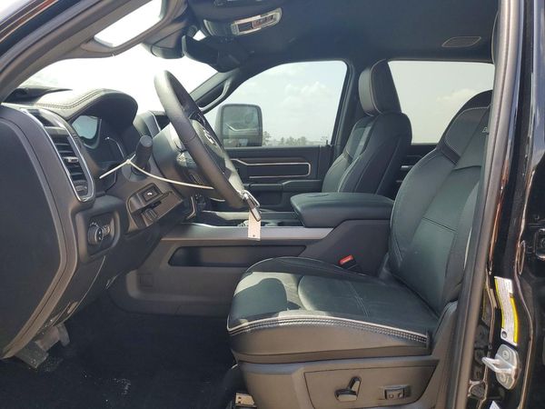 2026 RAM 3500 LARAMIE CREW CAB 4X4