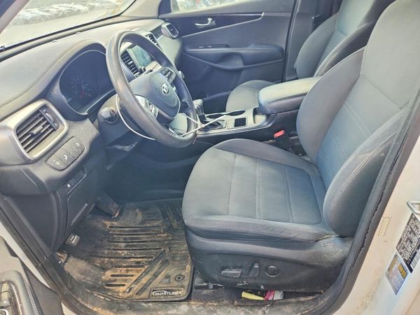 2019 KIA SORENTO L, LX, S