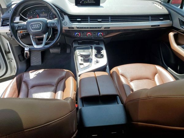 2018 AUDI Q7 quattro Premium Plus