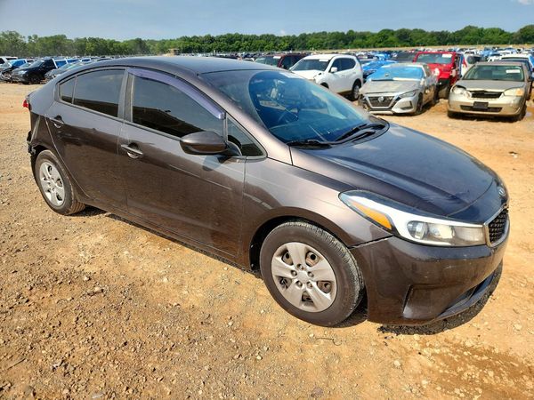 2017 KIA FORTE