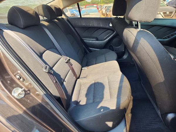 2017 KIA FORTE