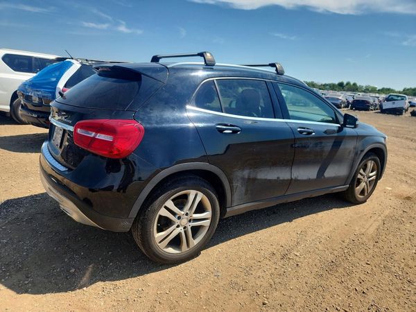 2015 MERCEDES-BENZ GLA GLA250 4-MATIC