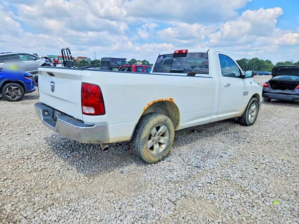 2013 RAM 1500 SLT REG CAB 4X2