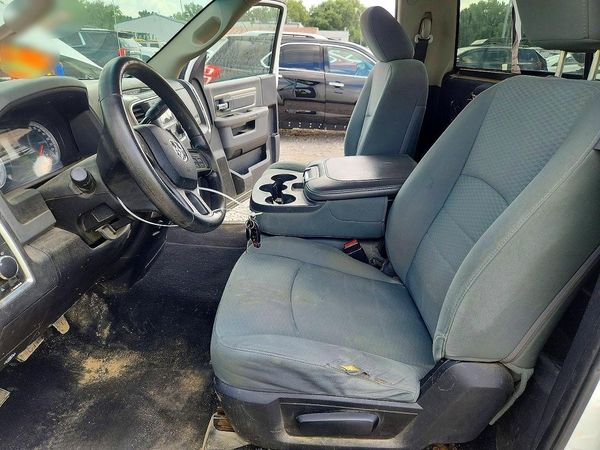 2013 RAM 1500 SLT REG CAB 4X2