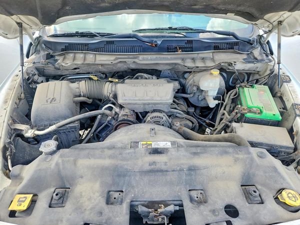 2013 RAM 1500 SLT REG CAB 4X2