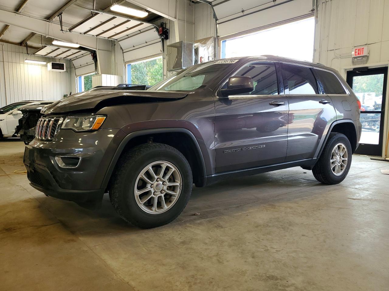 2018 JEEP GRAND CHEROKEE LAREDO 4X4