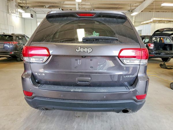 2018 JEEP GRAND CHEROKEE LAREDO 4X4