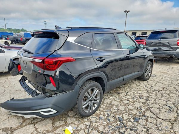 2021 KIA SELTOS S